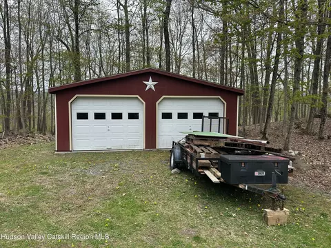 Exterior - 73 Birch Rd, Copake, NY 12516 photo 7 of 8