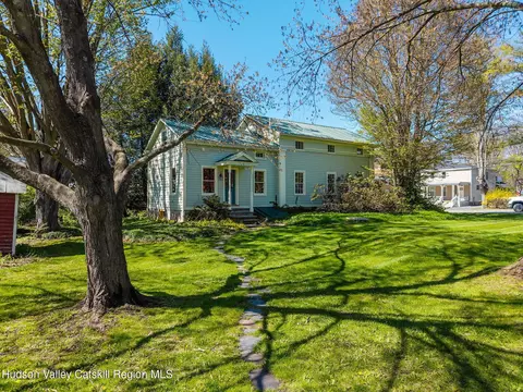 259 Main St, Middleburgh, NY 12122