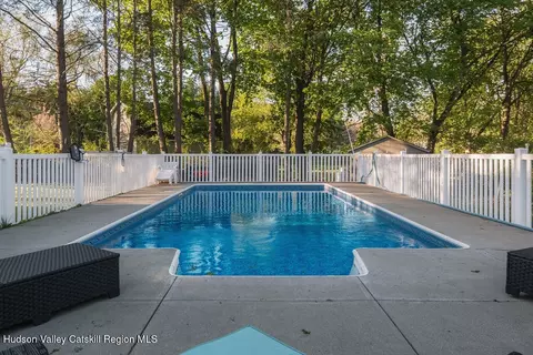 Exterior - 10 Cambridge Dr, Red Hook, NY 12571 photo 2 of 6