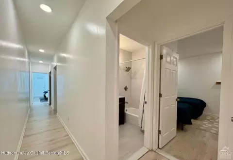 Entry Way - 418 Main St, Catskill, NY 12414 photo 4 of 6