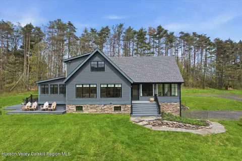 3325 Route 20, Cornwallville, NY 12418