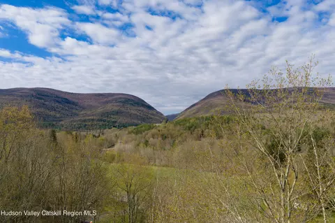 2726 New York 42, Lexington, NY 12452