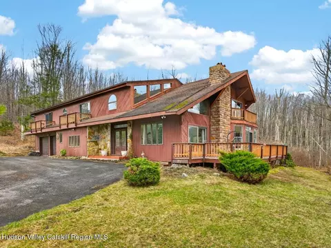 108 Botti Dr, Hunter, NY 12442