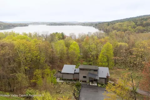 143 Julianna Dr, Copake, NY 12516