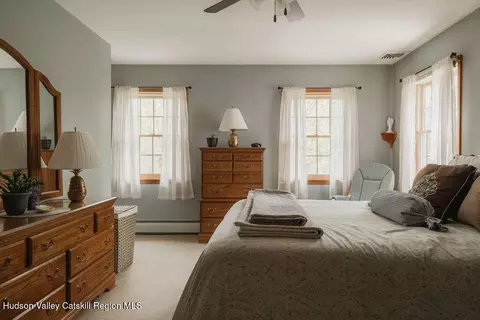 Bedroom - 4 Echo Valley Rd, Red Hook, NY 12571 photo 1 of 4