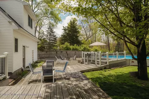 Exterior - 4 Echo Valley Rd, Red Hook, NY 12571 photo 9 of 11