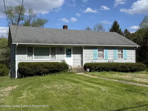 126 Perrys Corners Rd, Amenia, NY 12501