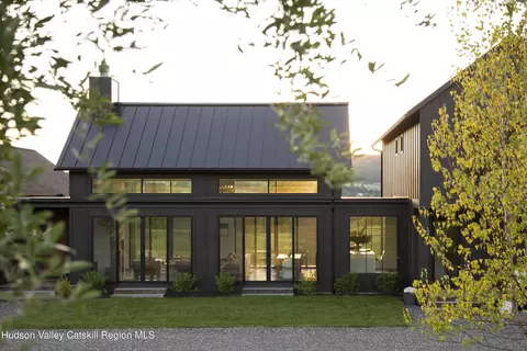 110 Mansfield Rd, Hillsdale, NY 12529