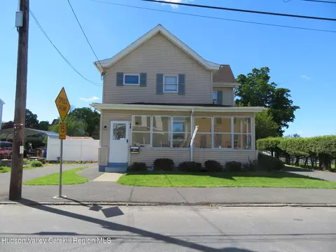 56 Gage St, Kingston, NY 12401