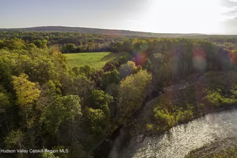 8207 Route 32, Cairo, NY 12413