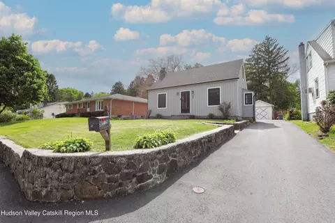 52 Phillips Ave, Highland, NY 12528
