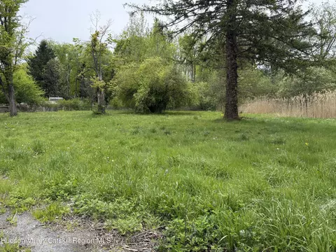 5282 Us 44, Amenia, NY 12501