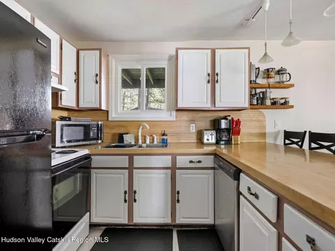 Kitchen - 49 Chase Dr, Hensonville, NY 12439 photo 6 of 6