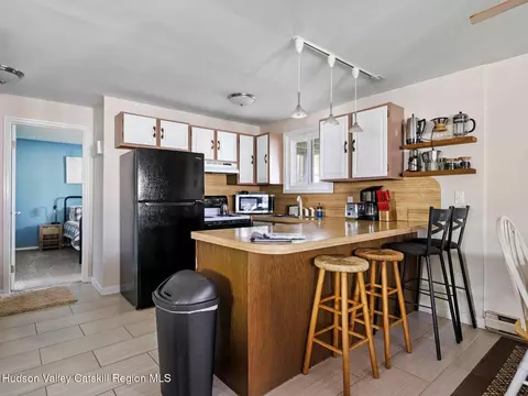 Kitchen - 49 Chase Dr, Hensonville, NY 12439 photo 5 of 6
