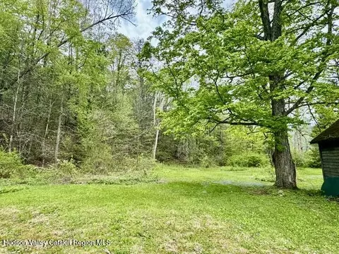 25 Wright Rd, Lanesville, NY 12450 photo 5
