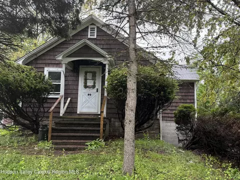 89 Cedar St, West Hurley, NY 12491