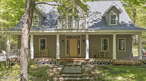 309 Pine Ridge Ln, Hillsdale, NY 12529