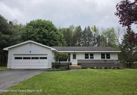 6002 Marion Blvd, Valatie, NY 12184