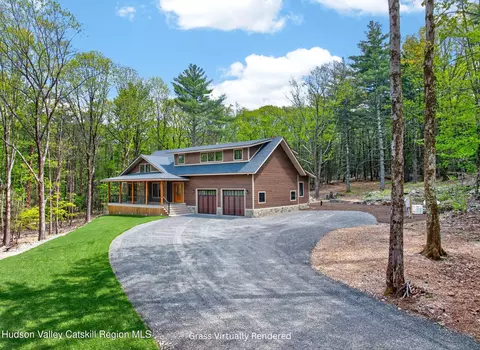 99 W Shokan Heights Rd, West Shokan, NY 12494