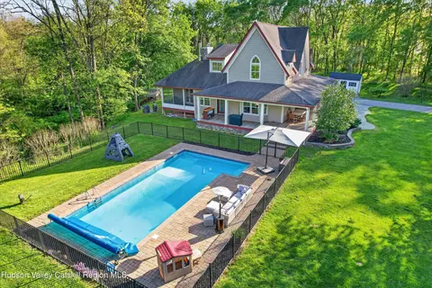 Exterior - 34 Sycamore Dr, Wallkill, NY 12589 photo 12 of 12