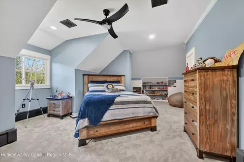 Bedroom - 34 Sycamore Dr, Wallkill, NY 12589 photo 4 of 7