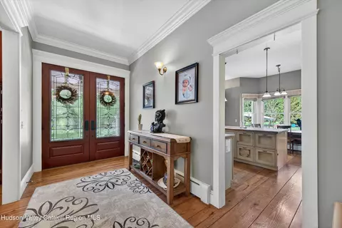 Entry Way - 34 Sycamore Dr, Wallkill, NY 12589 photo 1 of 5