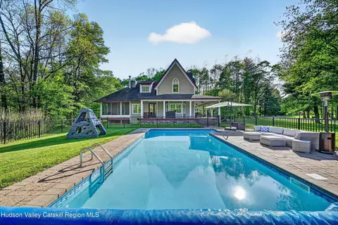 Exterior - 34 Sycamore Dr, Wallkill, NY 12589 photo 9 of 12