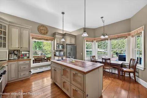 Kitchen - 34 Sycamore Dr, Wallkill, NY 12589 photo 1 of 5