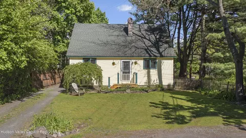 18 Taft Rd, Copake, NY 12516