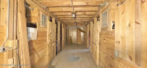 Entry Way - 184 Cloos Rd, Hunter, NY 12442 photo 8 of 8