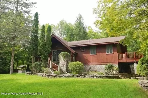 Exterior - 184 Cloos Rd, Hunter, NY 12442 photo 2 of 14