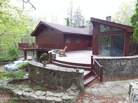 184 Cloos Rd, Hunter, NY 12442