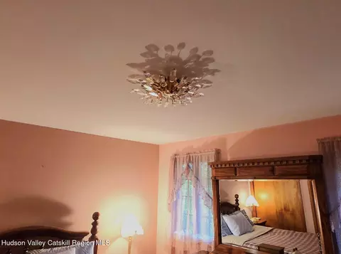 Bedroom - 184 Cloos Rd, Hunter, NY 12442 photo 3 of 7