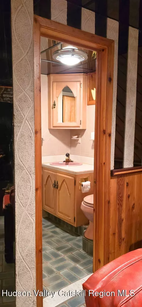 Bath - 184 Cloos Rd, Hunter, NY 12442 photo 1 of 1