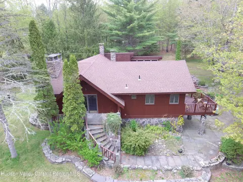 Exterior - 184 Cloos Rd, Hunter, NY 12442 photo 3 of 14