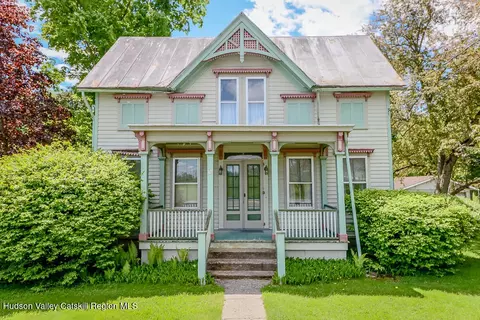 82 County Road 26a, Stuyvesant, NY 12173