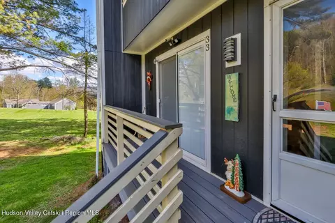 33 Scribner Hollow Rd #E4, Hunter, NY 12442