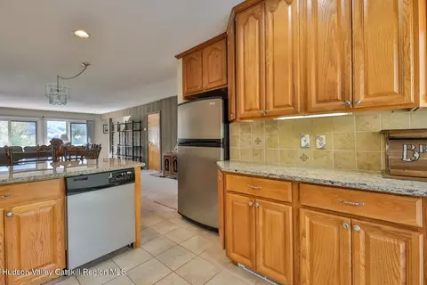 Kitchen - 33 Scribner Hollow Rd #E4, Hunter, NY 12442 photo 3 of 4
