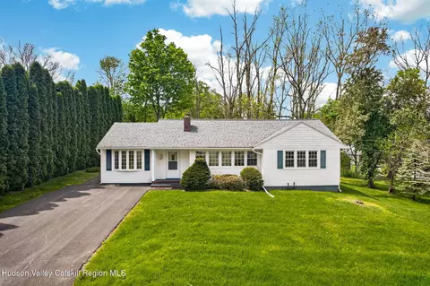 408 Fairview Ave, Hurley, NY 12443