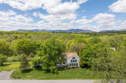 262-270 Patterson Ln, Saugerties, NY 12477