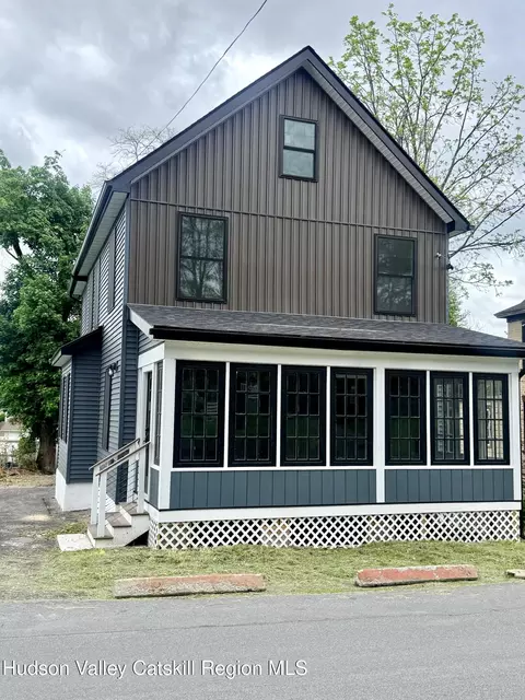 7 Frost Ln, Cornwall, NY 12518