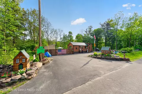 2588 New York 145, East Durham, NY 12423