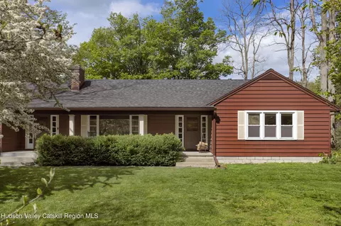189 Ingalside Rd, Greenville, NY 12083