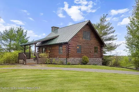 125 Stone Rd, West Hurley, NY 12491