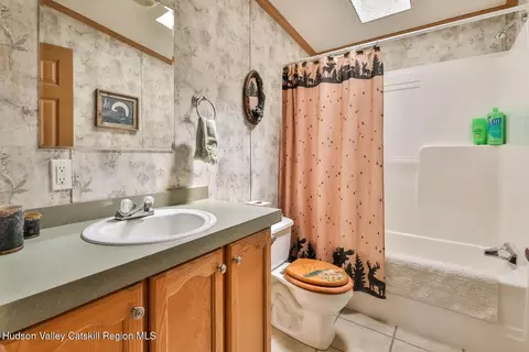 Bath - 751 Mitchell Hollow Rd, Windham, NY 12496 photo 1 of 4