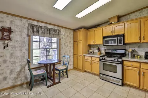 Kitchen - 751 Mitchell Hollow Rd, Windham, NY 12496 photo 3 of 4