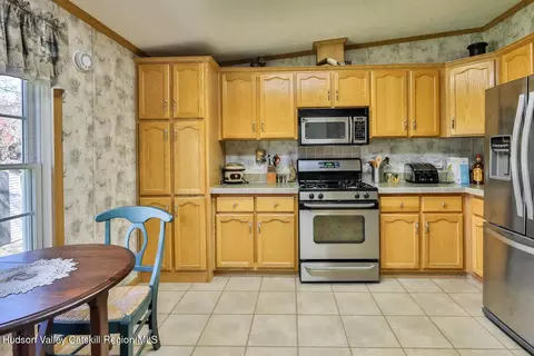 Kitchen - 751 Mitchell Hollow Rd, Windham, NY 12496 photo 2 of 4