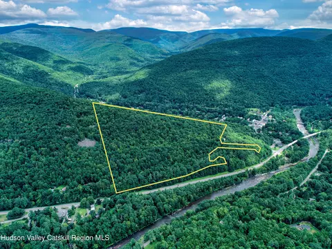tbd Ny-28, Phoenicia, NY 12464