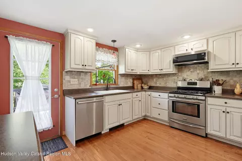 Kitchen - 68 Ridge Rd, Wallkill, NY 12589 photo 1 of 2
