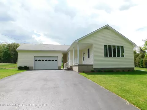 81 Sportsman Rd, Napanoch, NY 12458